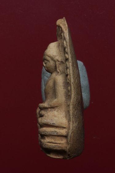 พระรอดลำพูนสวยๆค่ะเก่าค่ะ รูปที่ 4