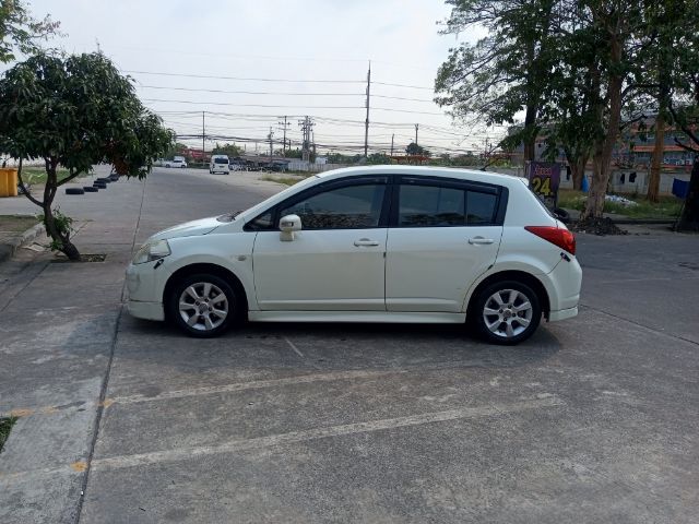 Nissan Tiida 2008 1.6 G Latio Sedan เบนซิน เกียร์อัตโนมัติ ขาว รูปที่ 4