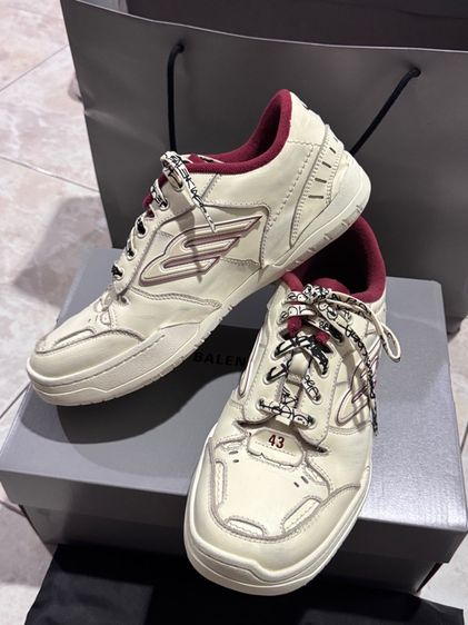 รองเท้า Balenciaga สีขาว รูปที่ 3