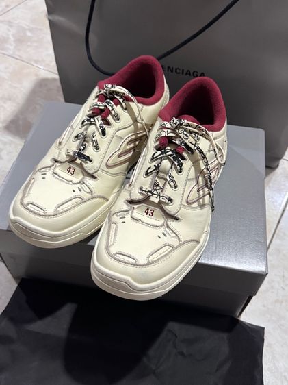 รองเท้า Balenciaga สีขาว รูปที่ 2