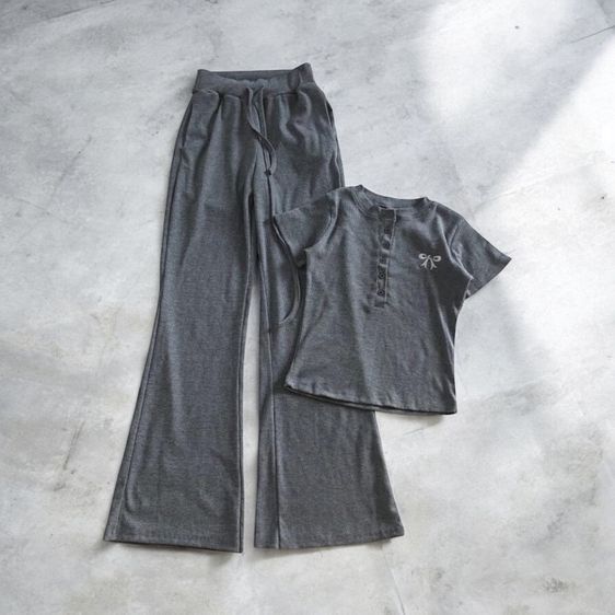 ชุดเซ็ตรัดรูปสวยกางเกงขากระดิ่ง