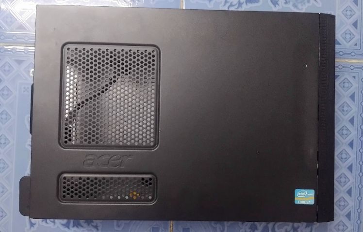 ขายเคสคอมพิวเตอร์ ยี่ห้อ : Acer Veriton X2611G
คอมพิวเตอร์จะมี Power Supply อย่างเดียวนะครับ เครื่องสภาพดี   รูปที่ 2
