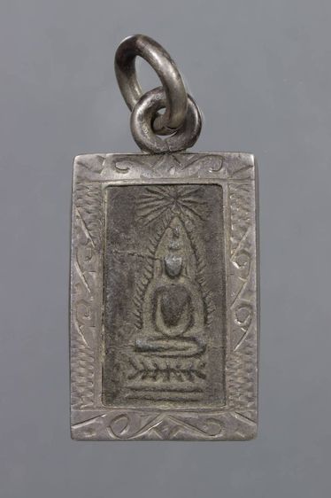 พระเครื่อง รูปที่ 2