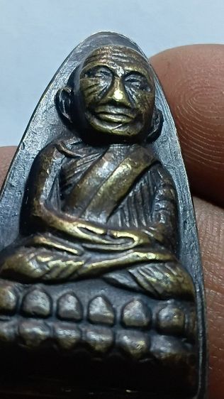 เหรียญ หลวงปู่ทวด ปี 05 บล็อก ค้างขีด เสาอากาศ ตามภาพ รูปที่ 2