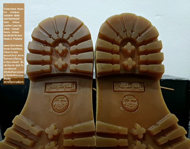 Timberland Boots For Children, Unisex 28.5EU(18.3cm) ของแท้ มือ 2 สภาพไม่ผ่านการใช้งานมาก่อน, รองเท้า Timberland หนังแท้มีตำหนิสีเฟดเป็นดวงๆ รูปที่ 11