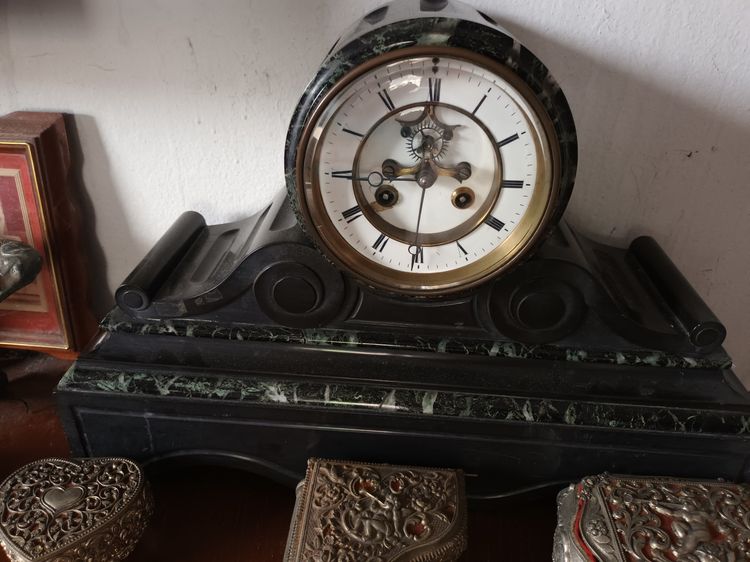 นาฬิกาหินอ่อน ยุโรป อายุ150ปี หน้ากระเบื้องสวยมาก