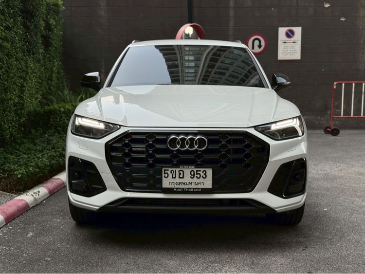 Audi Audi Q5 2025 2.0 TFSI Quattro 4WD Utility-car ปลั๊กอินไฮบริด (PHEV) ไม่ติดแก๊ส เกียร์อัตโนมัติ ขาว รูปที่ 2