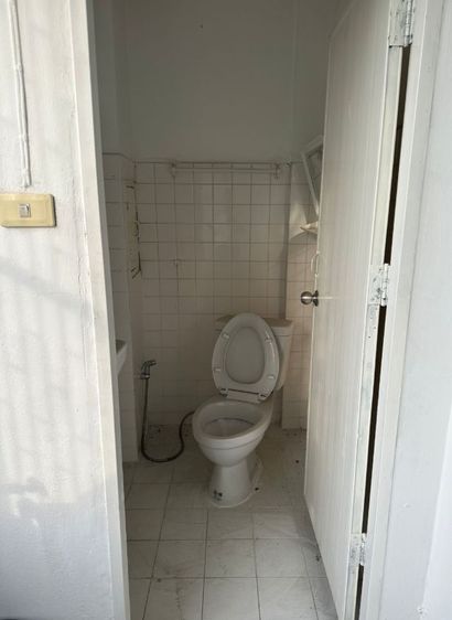 มีบางส่วน อื่นๆ 2018 ไม่อนุญาต ใช่ ขายคอนโดราคาถูก ใกล้รถไฟฟ้า โทร.0809891768