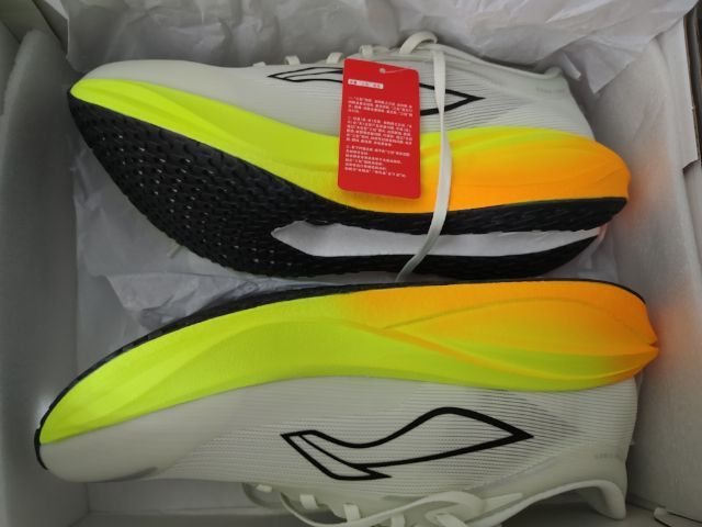 รองเท้าวิ่ง Li-Ning Feidian 5 Challenger รูปที่ 2