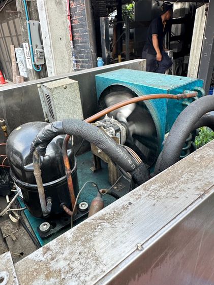 ตู้แช่สแตนเลส 2 ประตู (ตู้ชิลล์) บนกระจก ล่างทึบ แบรนด์ J.T.V METAL  รูปที่ 9