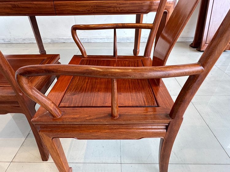 ชุดโต๊ะทานอาหาร 8 ที่นั่ง ท็อปขยายได้ รูปที่ 12