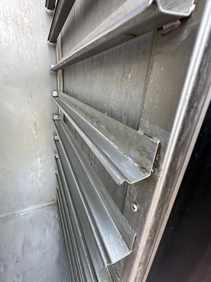 ตู้แช่สแตนเลส เกรด 304 (ตู้ฟรีส) 2 บานเปิด ถาดอลูมิเนียม 17 ใบ รูปที่ 12