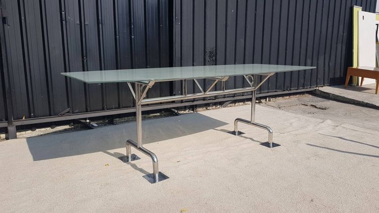 โต๊ะประชุม 6-8 ที่นั่ง ท็อปกระจก ขาเหล็ก รูปที่ 5