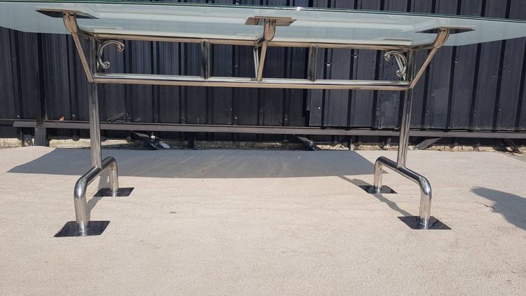 โต๊ะประชุม 6-8 ที่นั่ง ท็อปกระจก ขาเหล็ก รูปที่ 11