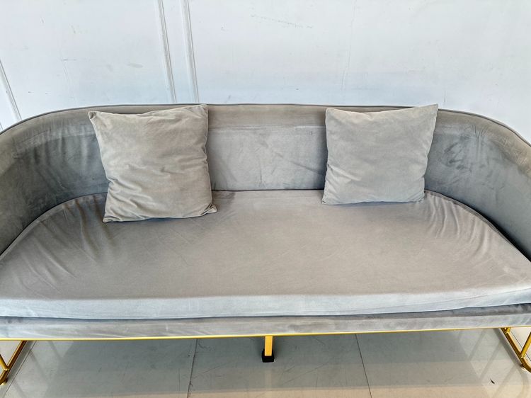 โซฟา 3 ที่นั่ง เบาะผ้าสีเทา โครงเบาะและพิงหลังไม้ MDF ขาเหล็กสีทอง  รูปที่ 7