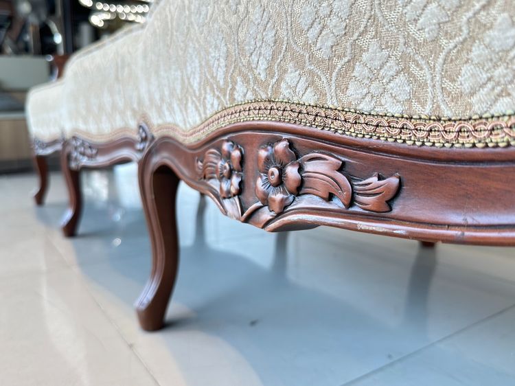 โซฟา สไตล์วินเทจ เบาะผ้าลายดอกไม้สีน้ำตาล พิงหลังดึงดุม รูปที่ 13