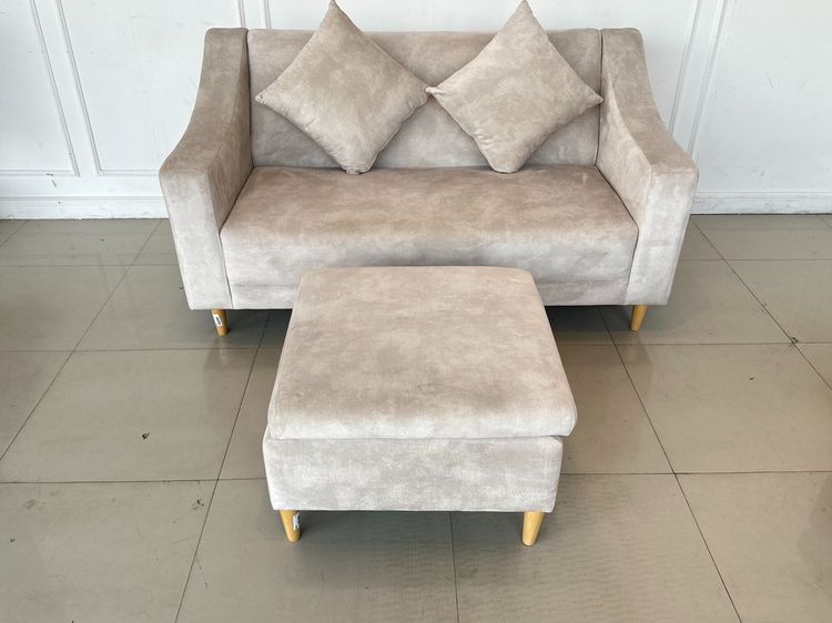 โซฟา 2 ที่นั่ง แบรนด์ INDEX เบาะผ้ากำมะหยี่สีเทา โครงขาไม้สน พร้อมสตูล รูปที่ 13