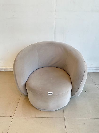 เก้าอี้อาร์มแชร์ สไตล์โมเดิร์น เบาะผ้ากำมะหยี่สีเทา โครงไม้ MDF ขาพลาสติก รูปที่ 2