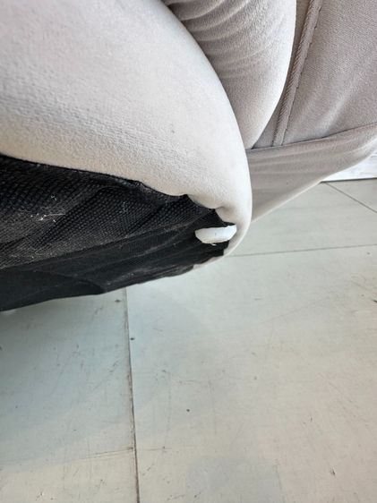 เก้าอี้อาร์มแชร์ สไตล์โมเดิร์น เบาะผ้ากำมะหยี่สีเทา โครงไม้ MDF ขาพลาสติก รูปที่ 10