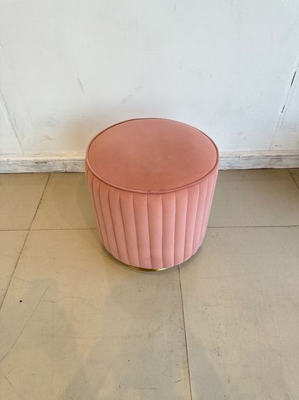 สตูล ทรงกลม เบาะผ้ากำมะหยี่สีชมพู ข้างจับจีบ  รูปที่ 2