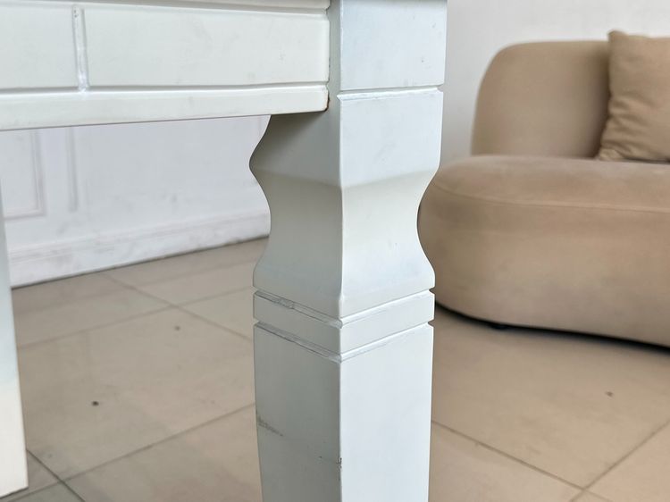 ชุดโต๊ะทานอาหาร 6 ที่นั่ง ท็อปหินอ่อนลายสีครีมตัดดำ โครงขาไม้จริง พร้อมเก้าอี้ รูปที่ 8