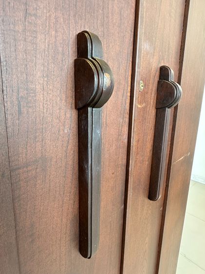 ตู้เสื้อผ้าไม้สัก สไตล์วินเทจ 2 บานเปิด 1 ลิ้นชัก โครงไม้สักทั้งตัว  รูปที่ 15