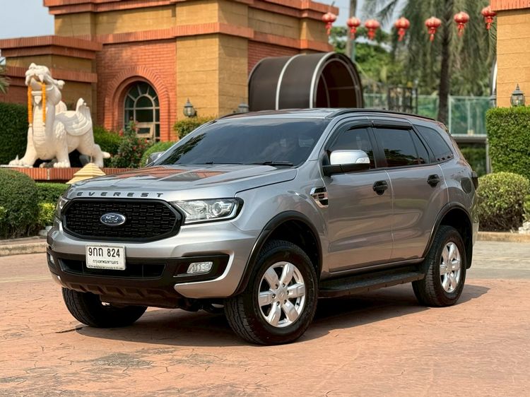 รถ Ford Everest 2.0 Trend สี เทา