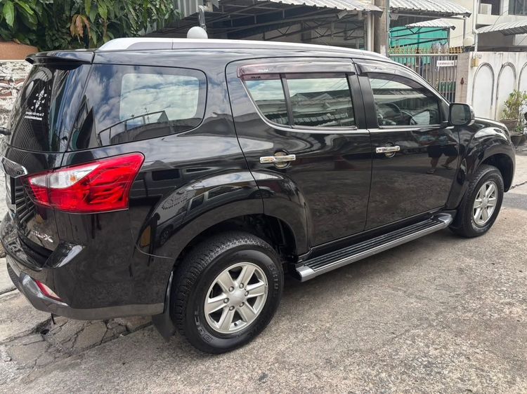 Isuzu MU-X 2016 1.9 Sedan ดีเซล เกียร์อัตโนมัติ ดำ รูปที่ 4
