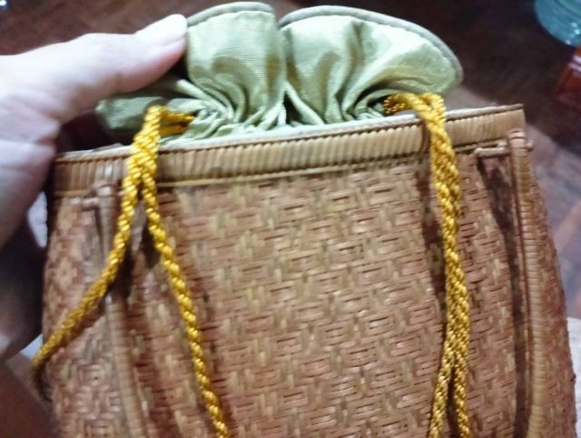 ไม่ระบุ กระเป๋าสานไม้ไผ่  บุด้วยผ้าไหม