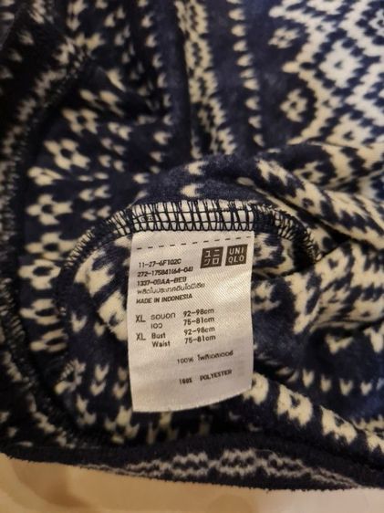 เสื้อแขนยาว Uniqlo รูปที่ 2