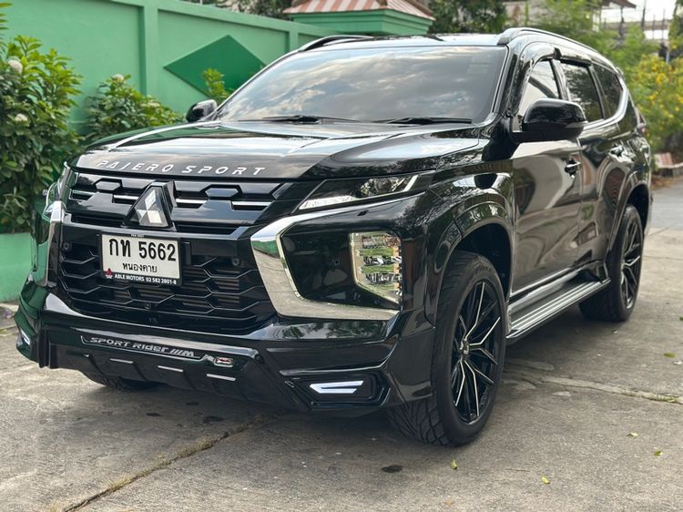Mitsubishi Pajero Sport 2024 2.4 Ultra 2WD Utility-car ดีเซล ไม่ติดแก๊ส เกียร์ธรรมดา ดำ รูปที่ 2