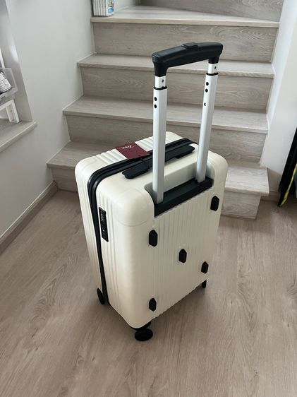 กระเป๋าเดินทาง BSC Luxury 20" ของแท้ จากบัตร TTB รูปที่ 2