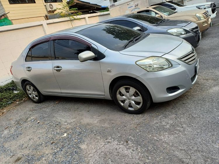 Toyota Vios 2011 1.5 J Sedan เบนซิน LPG เกียร์อัตโนมัติ บรอนซ์เงิน รูปที่ 3