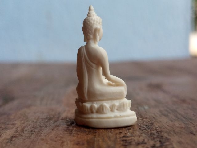 พระพุทธปางมารวิชัยแกะ รูปที่ 4