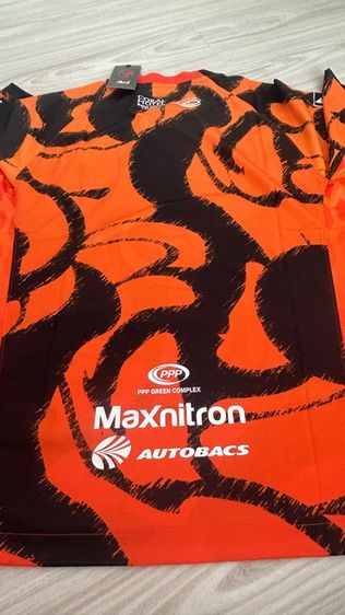 เสื้อฟุตบอลทีมพีทีประจวบเอฟซีชุดทีมเหย้าฤดูดาล 20252026 รูปที่ 5