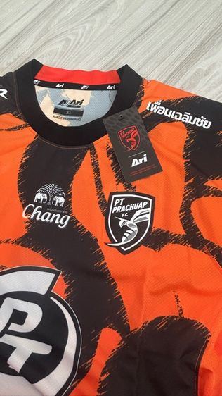 เสื้อฟุตบอลทีมพีทีประจวบเอฟซีชุดทีมเหย้าฤดูดาล 20252026 รูปที่ 3