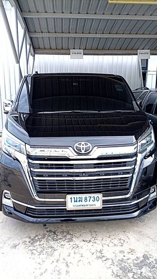 Toyota Majesty 2020 2.8 Premium Van ดีเซล เกียร์อัตโนมัติ ดำ รูปที่ 2