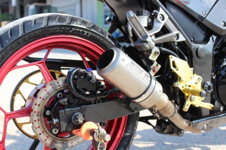 Kawasaki Z300 รูปที่ 12