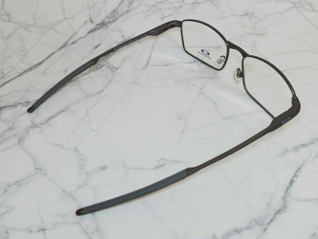 กรอบแว่นตา Oakley Titanium  รูปที่ 6