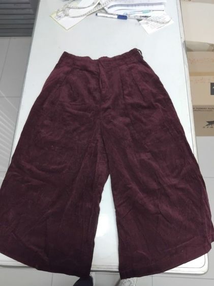 ไม่มีแขน แดง M อื่นๆ กางเกงมือสอง สภาพสวย ขาบาน