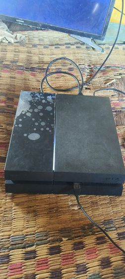 ขายครับps4 fatฝาบนแตก บางทีมีเสียงร้อง มีตำหนิตามภาพ ค่าส่ง100 รูปที่ 3