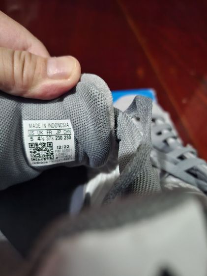 รองเท้า Adidas แท้ รูปที่ 4