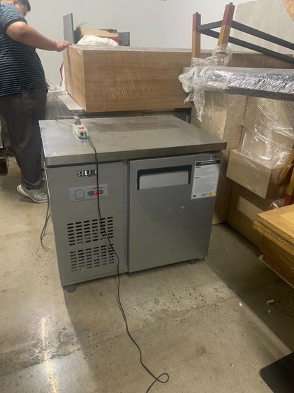 ตู้เย็นและตู้แช่แข็ง  1ประตู (1 Door Counter Freezer and Fridge) รูปที่ 2