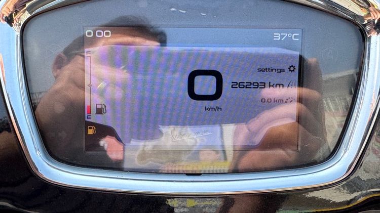 Vespa GTS300 Supertech HPEรถปี2020  รูปที่ 9