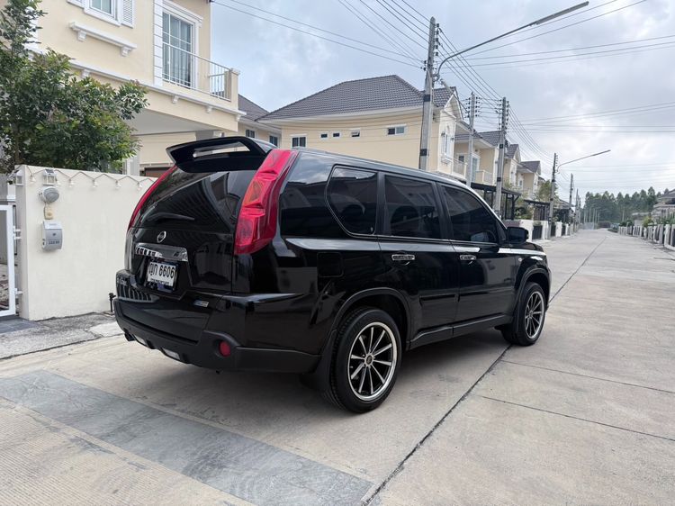 Nissan X-Trail 2010 2.0 Sedan เบนซิน ไม่ติดแก๊ส เกียร์อัตโนมัติ ดำ รูปที่ 2