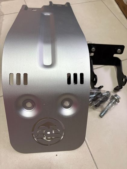 กันแคร้ง การ์ดใต้เครื่อง Royal Enfield650