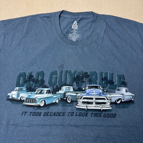 เสื้อยืด Old Guys Rule Size XL