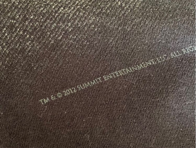 เสื้อยึดลายหนัง รูปที่ 3