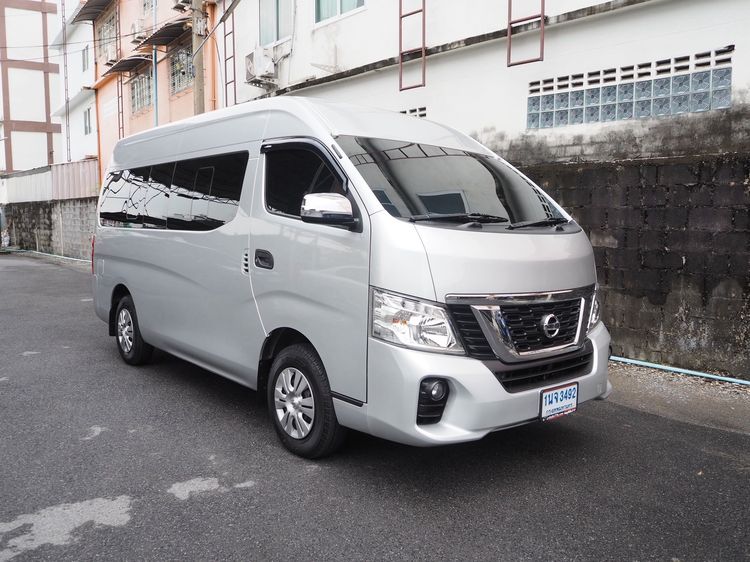 Nissan Urvan 2023 2.5 NV350 Van ดีเซล ไม่ติดแก๊ส เกียร์อัตโนมัติ บรอนซ์เงิน รูปที่ 2
