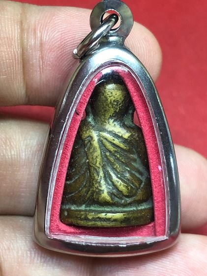 รูปหล่อหลวงพ่อเงิน รูปที่ 2